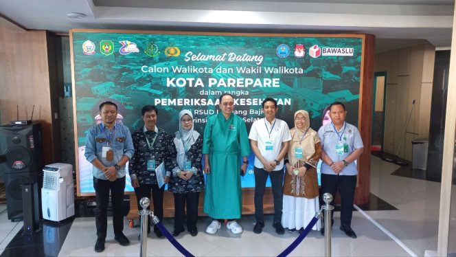 					TQ Foto Bersama Penyelenggara di UPT RSUD Labuang Baji Makassar. (Dok. Ist/ Tim)