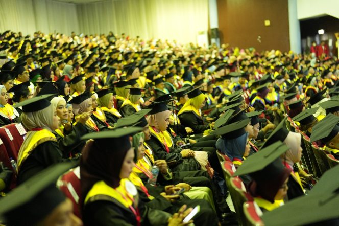 					Unhas Wisuda 2.771 Lulusan Baru Periode September 2024