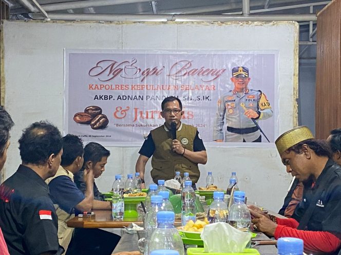 					Ngopi Bareng Jurnalis, Kapolres Selayar Ajak Pers Sukseskan Pilkada Serentak 2024