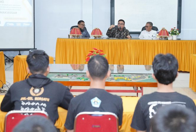 					Sekda Apresiasi Diklat Otomotif Disdik Sulsel Hadapi Tantangan Dunia Kerja 