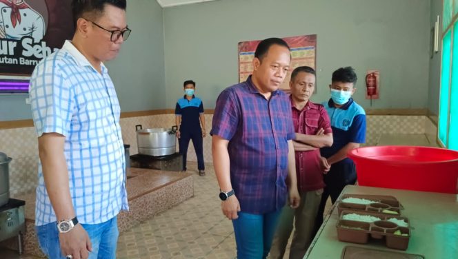 					Kunjungan Kadivpas Sulsel ke Rutan Barru, Apresiasi Inovasi dan Peningkatan Kualitas Fasilitas