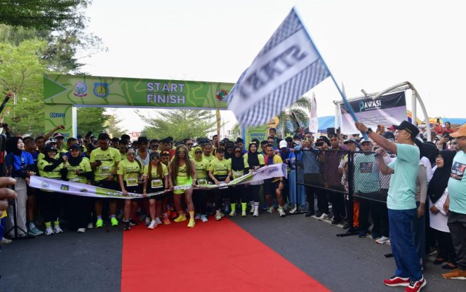 					Ribuan Peserta Ikuti Jalan Santai dan Selayar Harkopnas Run 2024