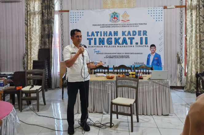 					Kepala Dinas Kominfo dan Statistik Jeneponto Menjadi Narasumber pada Latihan Kader II HPMT Jeneponto