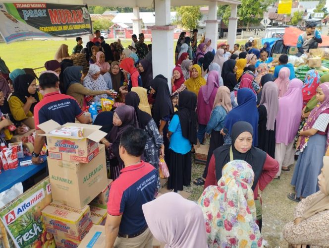 					Masayarakat Antusias Berbelanja di Pasar Murah Pemkab Sinjai. (DOK.ist)