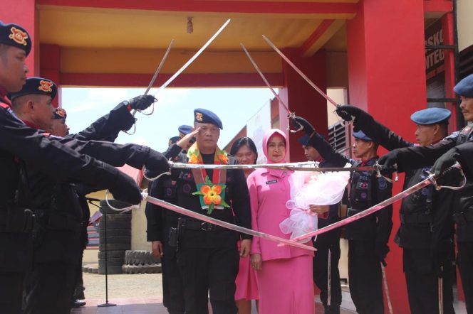 					Pesan Cinta AKBP Nur Ichsan di Momentum Farewell Parade Sertijab Danyon C Pelopor