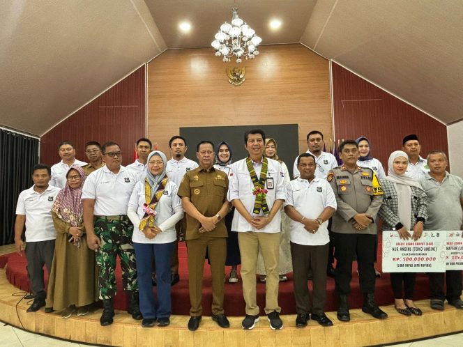 					OJK dan Bank Sulselbar Edukasi Literasi dan Inklusi Keuangan di Soppeng – Enrekang