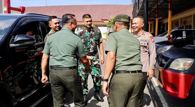 					Kabag Ops Brimob Polda Sulsel Dapat Kunjungan Khusus dari Dandim Bone