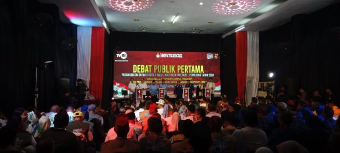 					Suasana Debat Publik Pertama Pasangan Calon Walikota dan Wakil Walikota Parepare. (dok. Berita.News/ Wahyu)