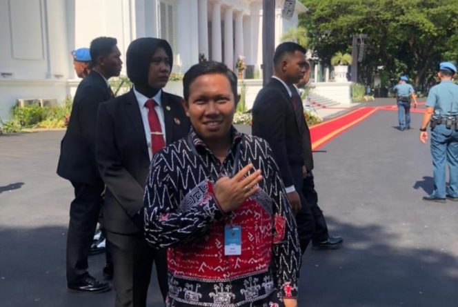 					Cawabup Sinjai Muzakkir di Halaman Istana Negara Jelang Sertijab Presiden RI. (dok. ist)