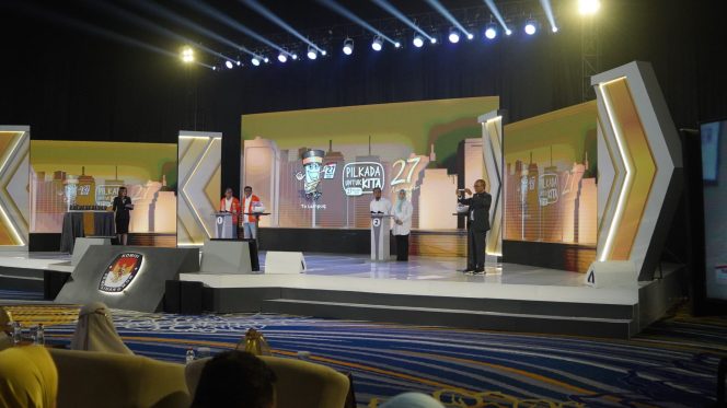 					KPU Sulsel Resmi Gelar Pedana Paslon Gubernur dan Wakil Gubernur