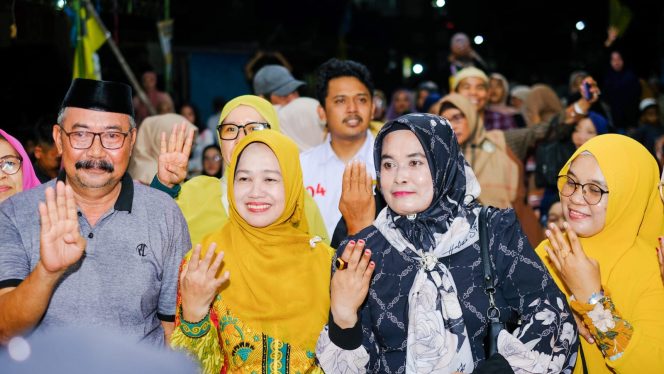 					Kunjungan Hj. Andi Kartini Ottong Disambut Meriah Keluarga Besar Hj. Rosmah. (dok: ist/ tim)