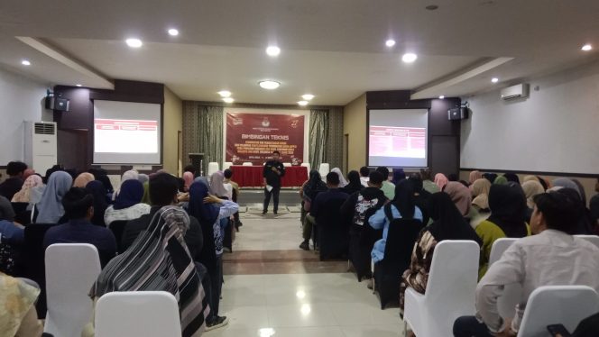 					PPK Bacukiki Kota Parepare Bimtek Pemungutan dan Penghitungan Suara Pilkada 2024. (dok: Ist)
