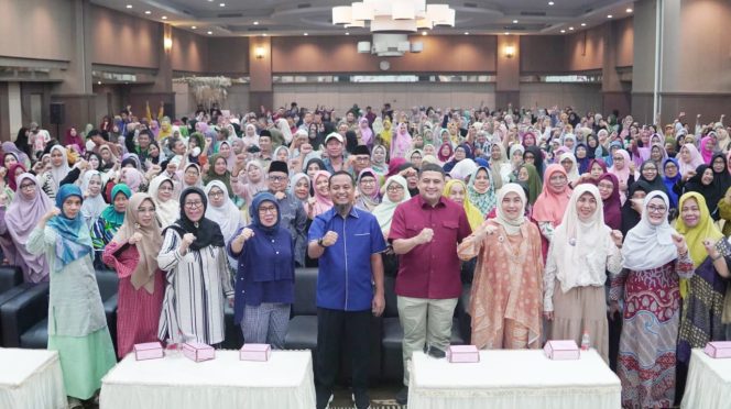 					Emak-emak Aisyiyah di Kota Makassar Dukung Andalan Hati