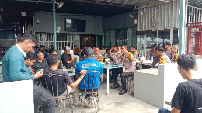 					Silaturahmi Polres Parepare bersama Jajaran dengan Jurnalis. (dok: Berita.News/ Wahyu)