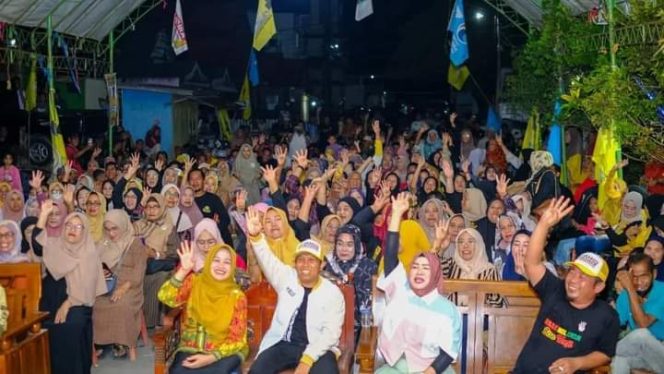 					BERAKARMI bersama Ratusan Pendukung saat Kampanye Dialogis. (dok: ist/ tim)