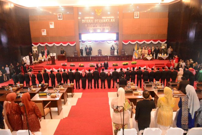 					Pelantikan 30 Anggota DPRD Sinjai Resmi Dilantik. (Dok: Ist)