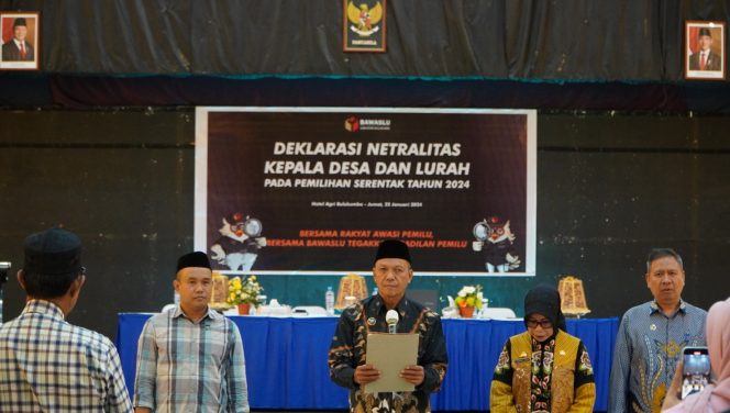 					Jelang Pencoblosan, Kepala Desa dan Lurah di Bulukumba Deklarasi Netralitas