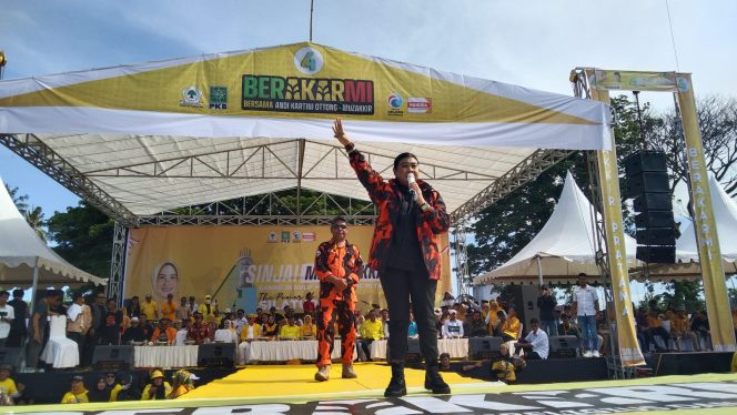 					Orasi Politik Ketua MPW Pemuda Pancasila Sulawesi Selatan di Kampanye Akbar BERAKARMI. (Dok: Berita.News/ Syarif)