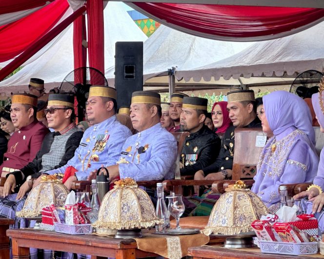 					Pjs Wali Kota Makassar Arwin Azis Hadiri Puncak Peringatan HUT Kabupaten Gowa ke-704