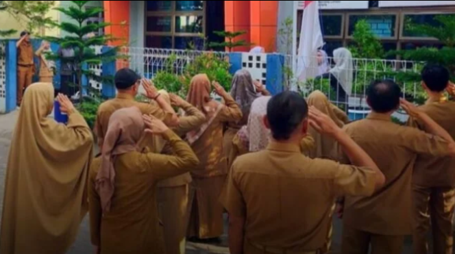 					Camat Sangkarrang Ajak Jajaran Jaga Kebersihan dan Kelestarian Lingkungan