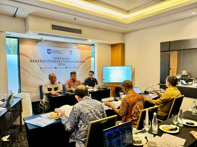 					Dihadapan Panelis, Andi Utta Paparkan Inovasi yang Telah Dilakukan pemerintahannya. (Dok: Ist/ Humas)