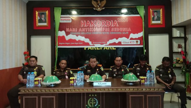 					Press Release Pengungkapan Kasus Korupsi Sepanjang Tahun 2024 oleh Kejari Parepare. (Foto: Berita.News/ Wahyu)