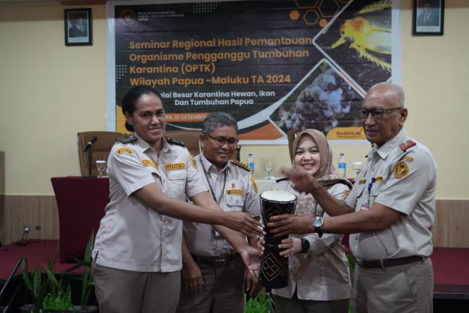 					Karantina Papua Identifikasi Organisasi Pengganggu Tumbuhan 