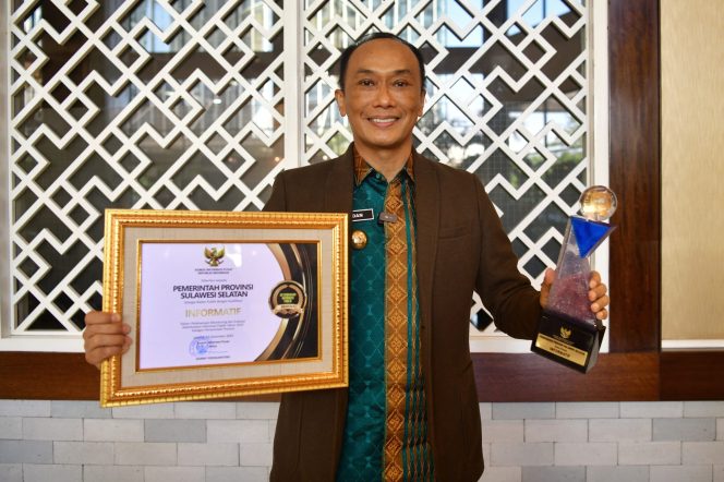 					Pemprov Sulsel Raih Predikat Tertinggi KIP, Prof Zudan: Pertahankan