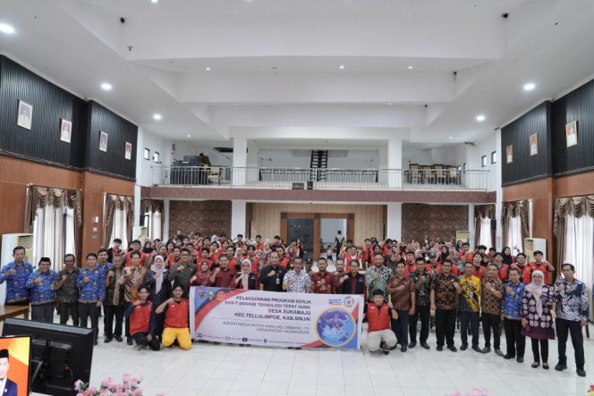 					Mahasiswa UNHAS saat tiba di Ruang Pola dan Disambut Pj. Bupati Sinjai. (Foto: Ist/ humas)