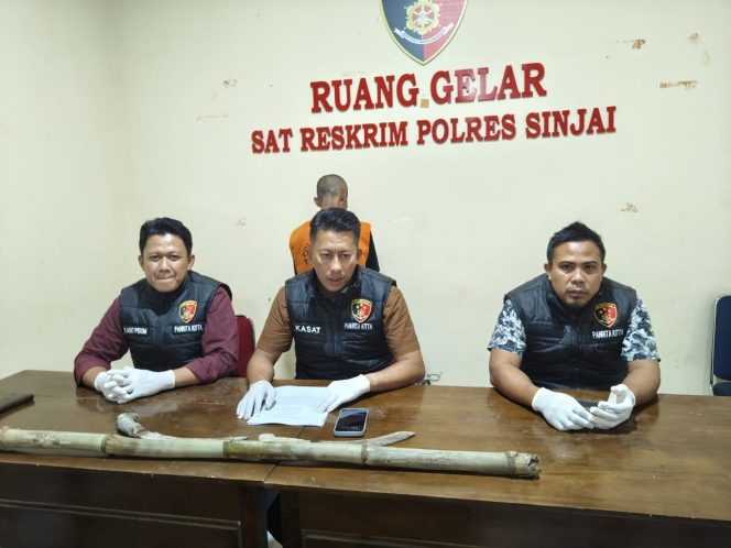 					Release Kasus Penganiayaan di Sinjai Barat di Ruang Gelar Perkara Reskrim Polres Sinjai. (Foto: Ist/ Humas)