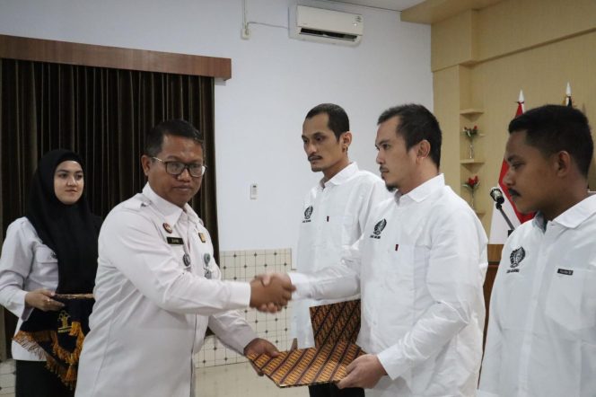 					Penyerahan SK Remisi Khusus ke WBP Lapas Bulukumba. (Foto: Ist/ Humas)