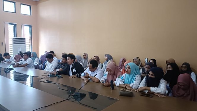 					Ratusan Pegawai Non ASN Pemkab Sinjai Datangi DPRD. (Foto: Ist)