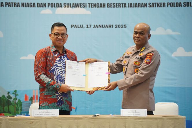 					Penandatanganan perjanjian PT Pertamina Patra Niaga Regional Sulawesi dengan Kepolisian Daerah Sulawesi Tengah dalam hal penyediaan BBM dan Pelumas Tahun Anggaran 2025 (dok.)