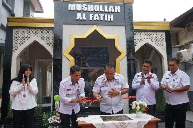 					Teguh Pamuji Resmikan Musholla Al-Fatih Lapas Makassar