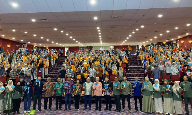 					Seminar Hari Gizi Nasional 2025, Wujudkan Generasi Emas 2045