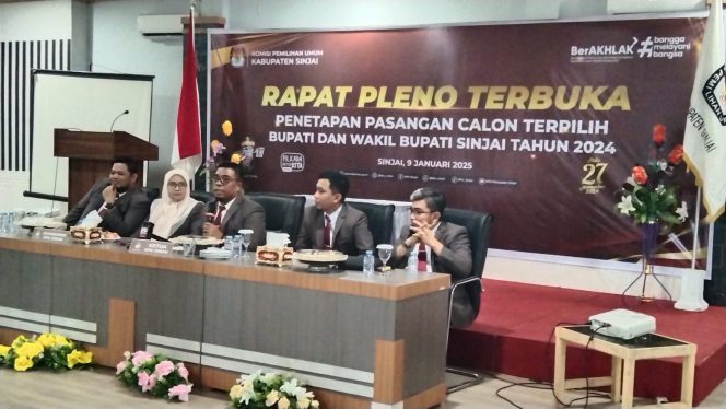 					Rapat Pleno Penetapan Bupati dan Wakil Bupati Sinjai Terpilih pada Pilkada 2024. (Foto: Berita.News/ Syarif)