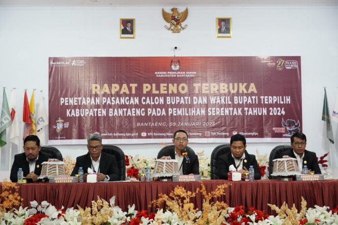 					Rapat Pleno Terbuka Penetapan calon Bupati dan Wakil Bupati Terpilih. (Foto: Ist)