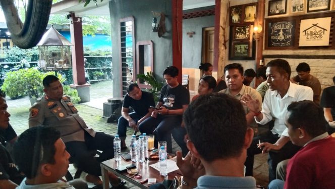 					Silaturahmi Kapolres bersama Wartawan Sinjai. (Foto: Berita.News/ Syarif)
