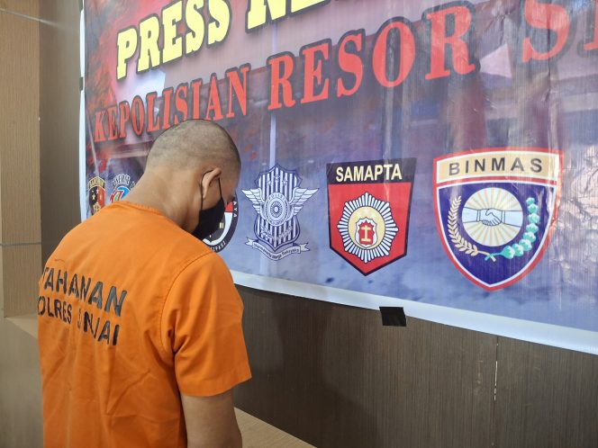 					Tersangka M yang Gauli Putri Kandungnya. (Foto: Berita.News/ Syarif)