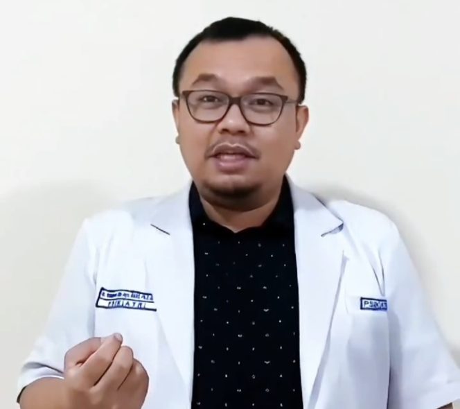 					Dokter spesialis kejiwaan dari Rumah Sakit (RS) Regional dr Hasri Ainun Habibie (HAH) Parepare, dr Muhammad Alim Jaya. (Foto: Istimewa)