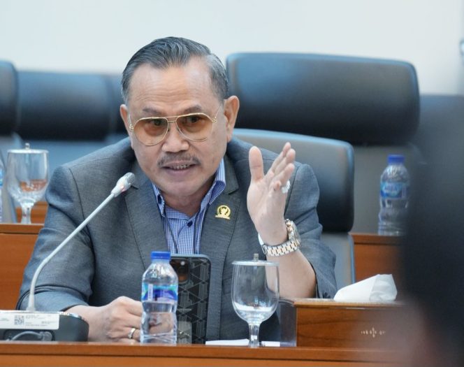 					Anggota DPR RI dari Fraksi Partai Demokrat, Irjen Pol (Purn) Frederik Kalalembang. (Foto: Berita.News/ Ishak)