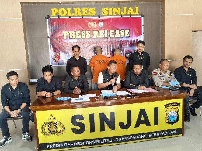 					Press Release Pengungkapan Kasus Penipuan Online di Polres Sinjai. (Foto: Berita.News/ Syarif)