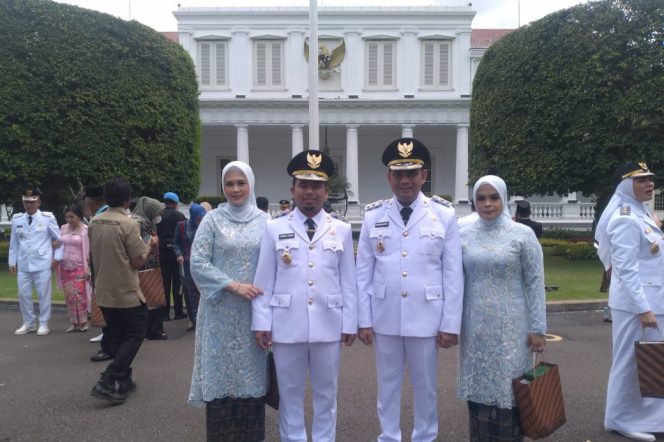 					Walikota dan Wakil Walikota Parepare Tasming Hamid-Hermanto Didampingi Istri. (Foto: Istimewa)