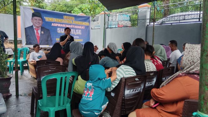 					Suyuti Gelar Temu Konstituen di Tonrangeng, Warga Keluhkan Bantuan Alat Pertukangan Kayu