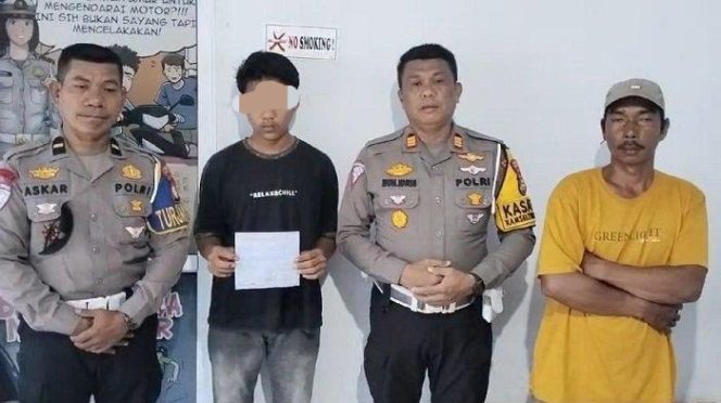 					Pelaku Aksi Feestyle Motor saat Diamankan Satlantas Polres Bulukumba. (Foto: Istimewa)