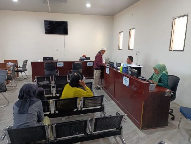 					Pelayanan Masyarakat di MPP Sinjai. (Foto: Istimewa)