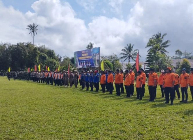 					Apel Gabungan Personel BPBD Sinjai pada Penutupan TMMD ke 121. (Foto: BPBD Sinjai)
