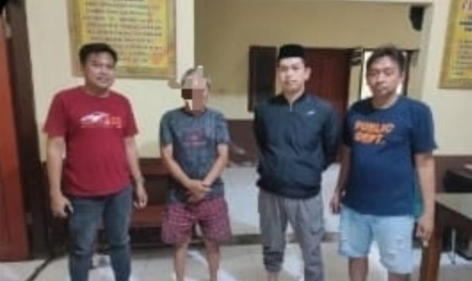 					Terduga Pelaku Diamankan di Polsek Sinjai Timur. (Foto: Istimewa)