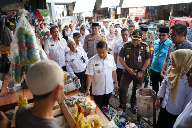 					Walikota Parepare Pantau Harga Bahan Pokok di Pasar Lakessi untuk Pastikan Stabilitas Selama Ramadan
