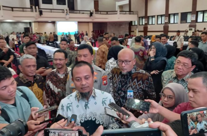 					Gubernur Sulsel Andi Sudirman Sulaiman (dok.)